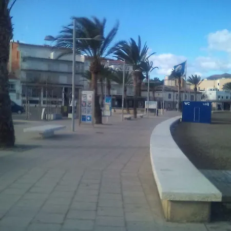50 Metros Del Mar 公寓